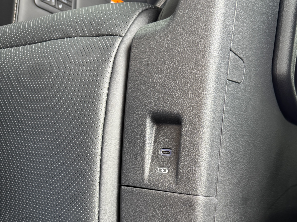USB Type-C Charging Port